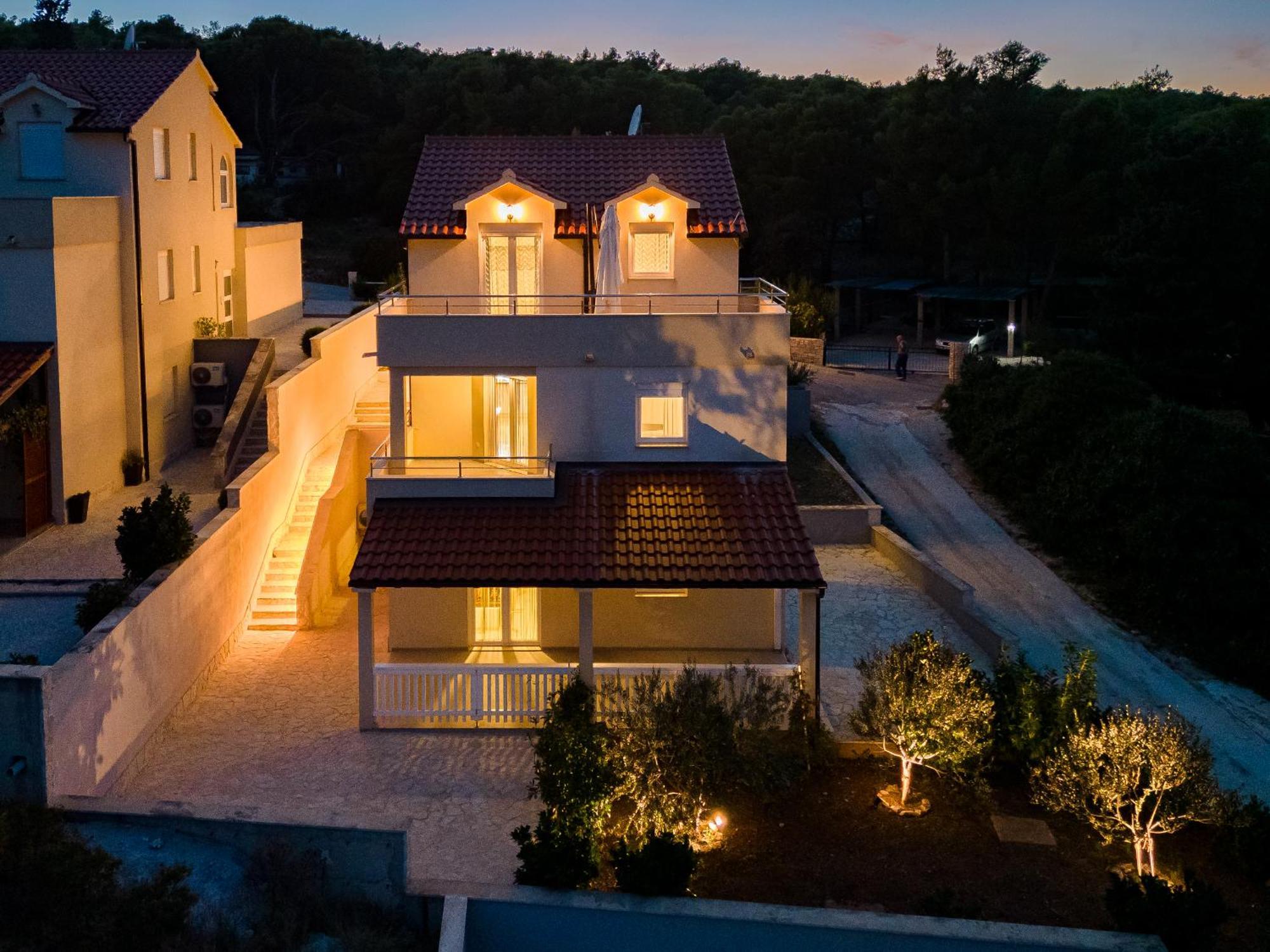Villa Zdenka Milna  Eksteriør billede